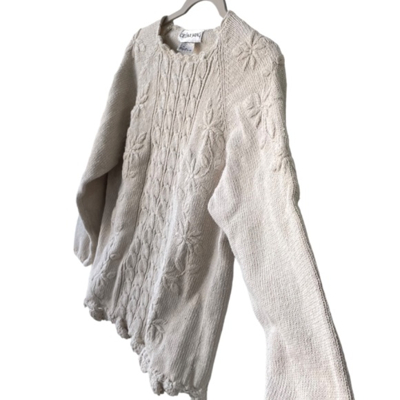 CELINA YANG fisherman knit sweater with lace cuff details & stitched floral Sz S - Picture 7 of 13